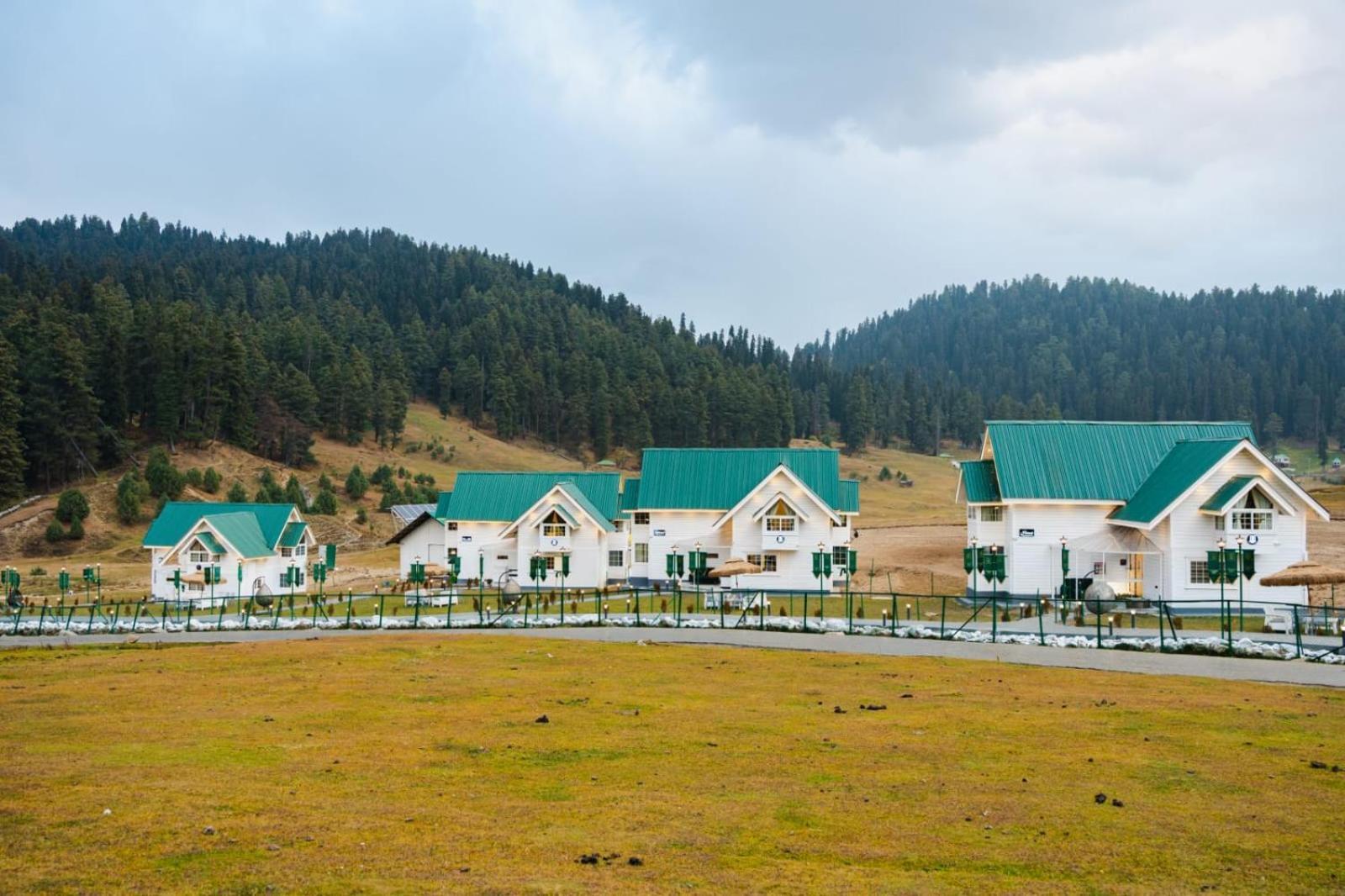 Green Rooms Resort Gulmarg Luaran gambar
