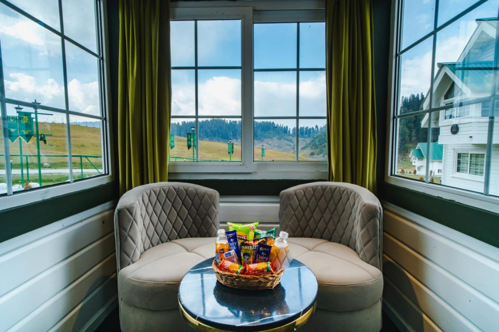 Green Rooms Resort Gulmarg Luaran gambar